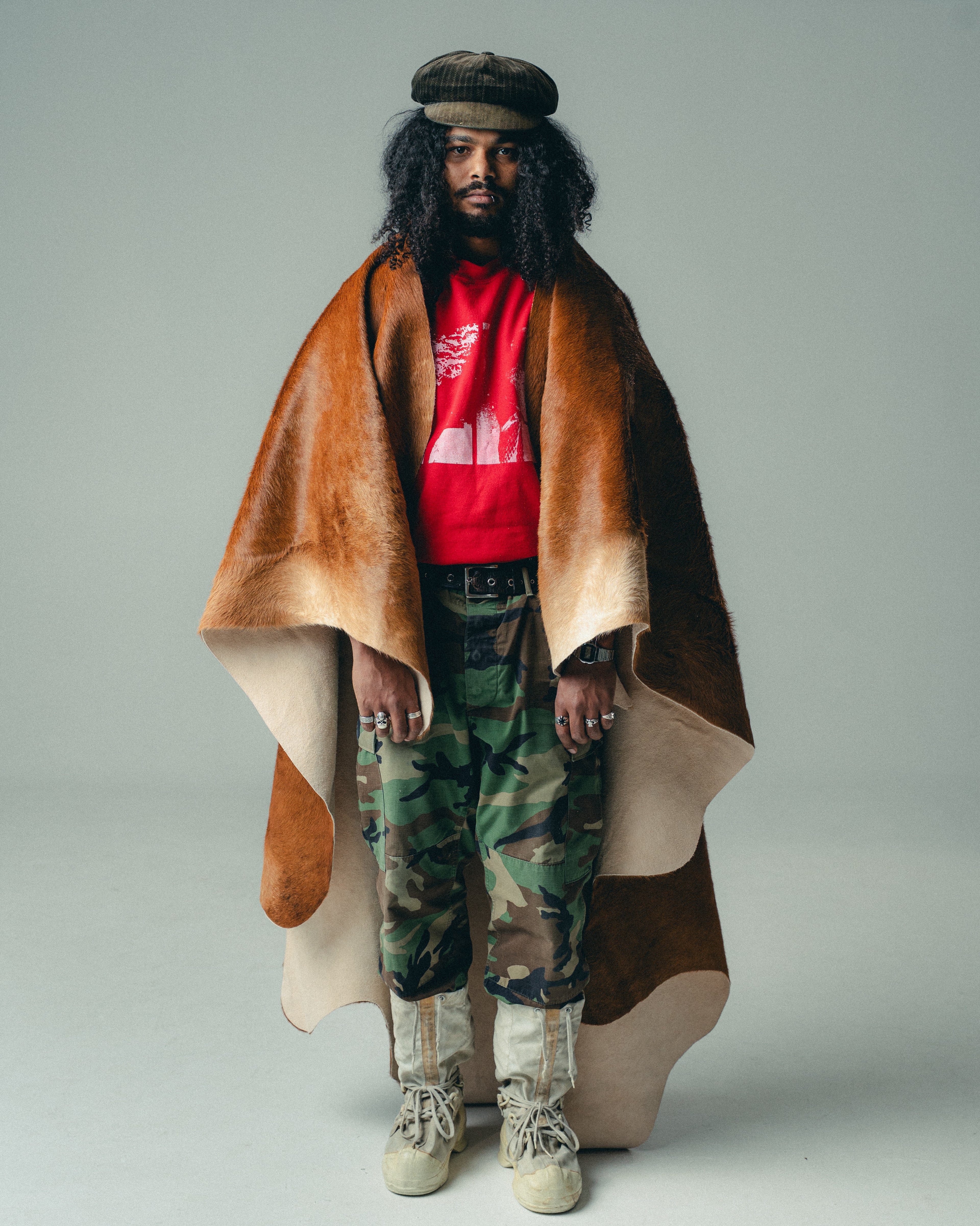 RED REVOLUTION CREWNECK