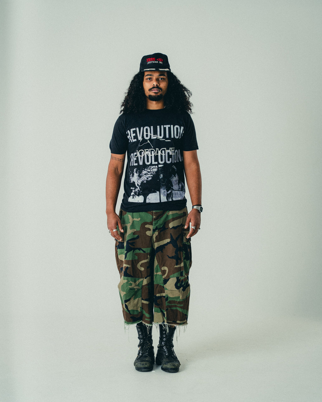 JORDACHE REVOLUTION T-SHIRT