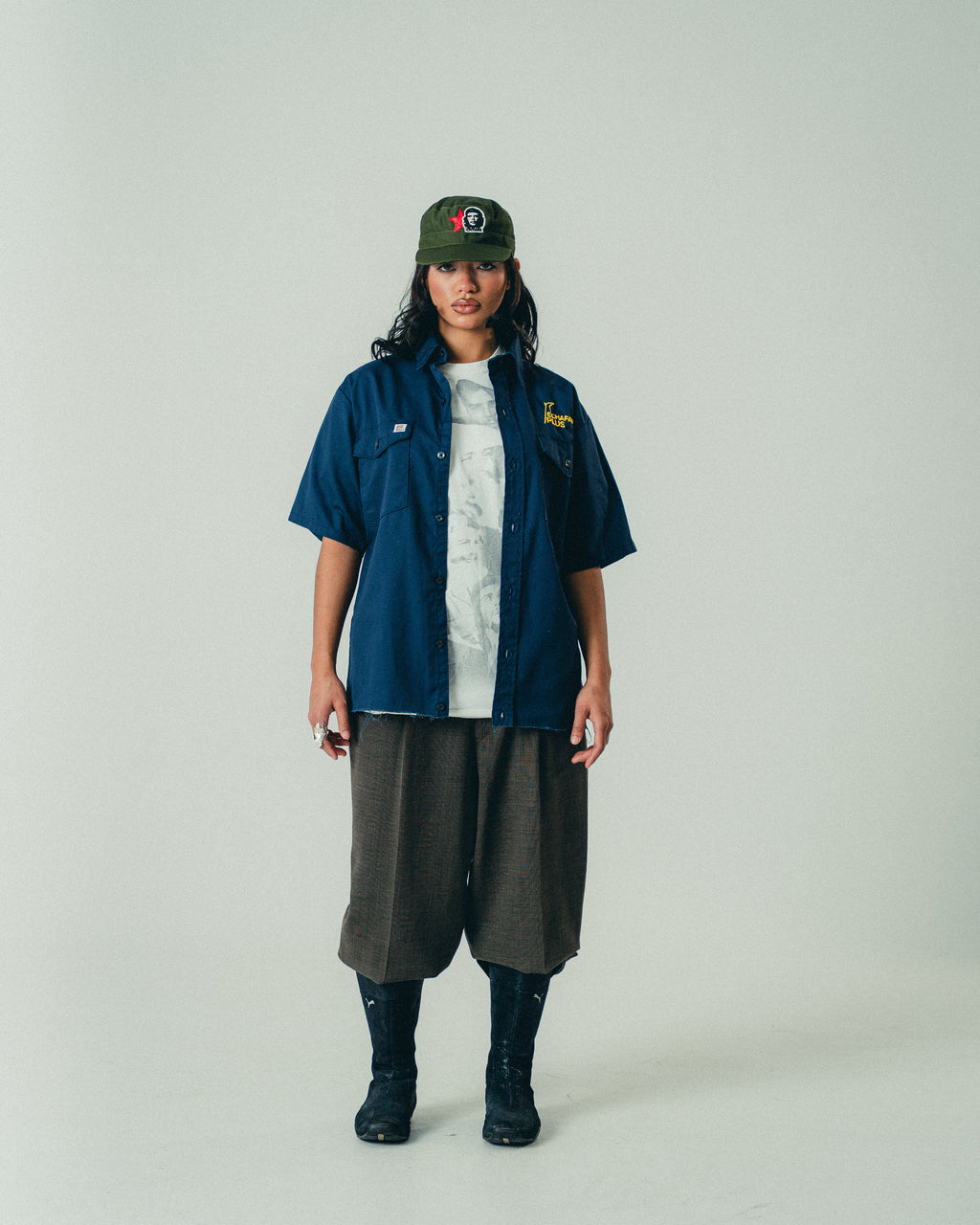 BB REVOLUTION BUTTON UP