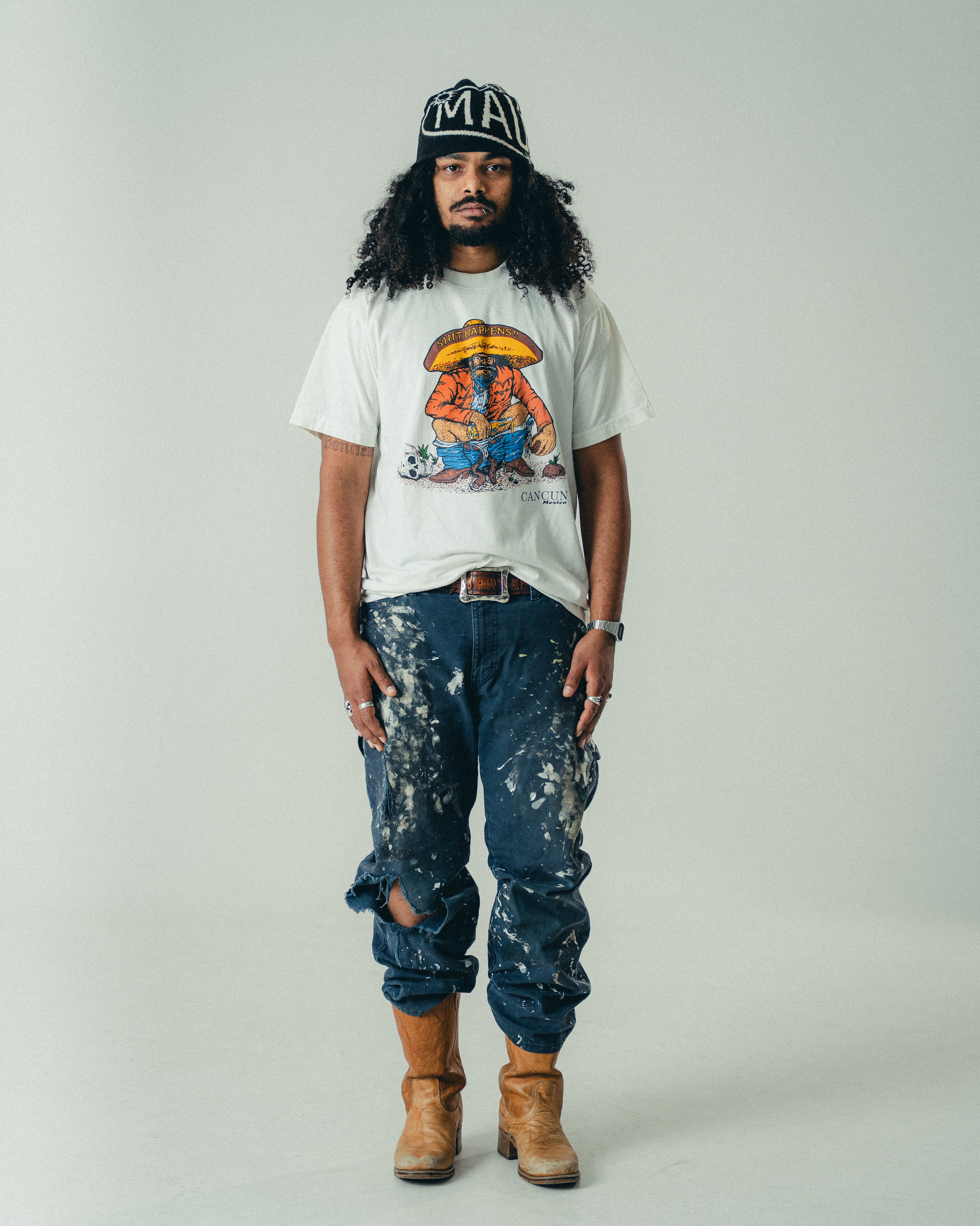 SHIT HAPPENS REVOLUTION T-SHIRT