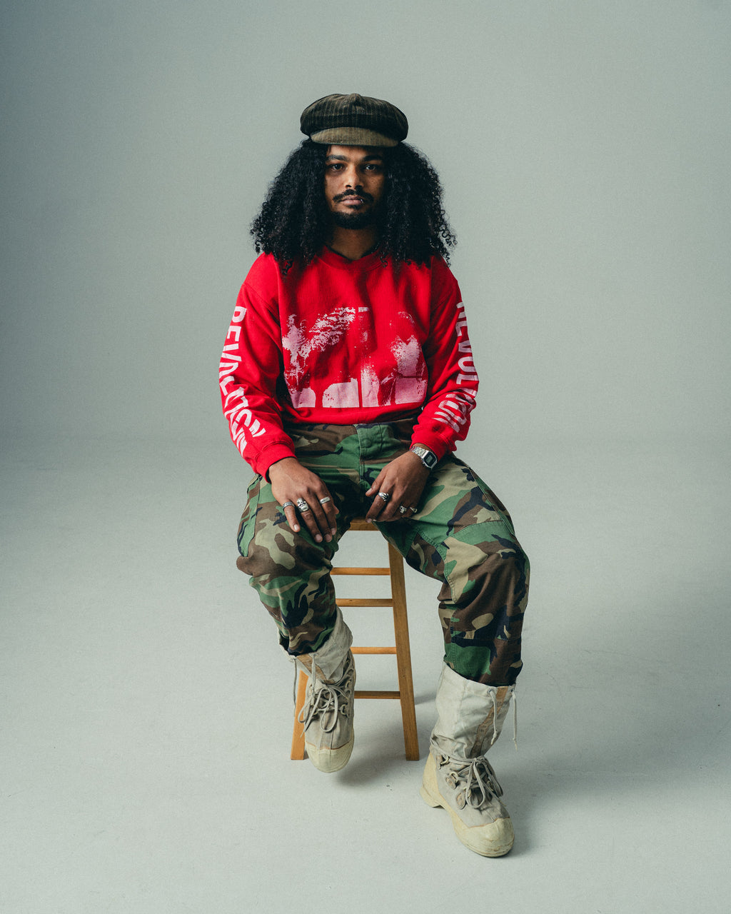RED REVOLUTION CREWNECK